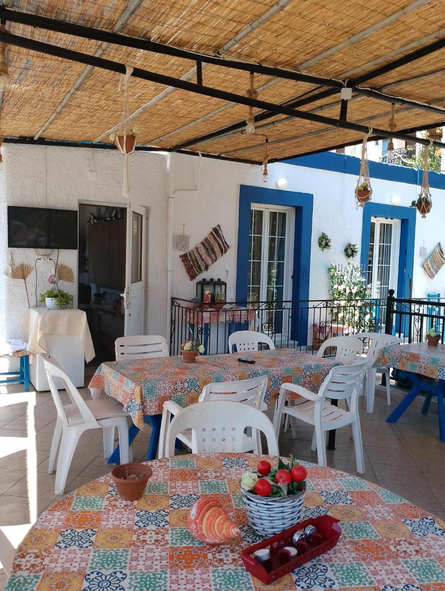 Cleios Rooms And Studios, Kalymnos 85200 Panormos  Экстерьер фото