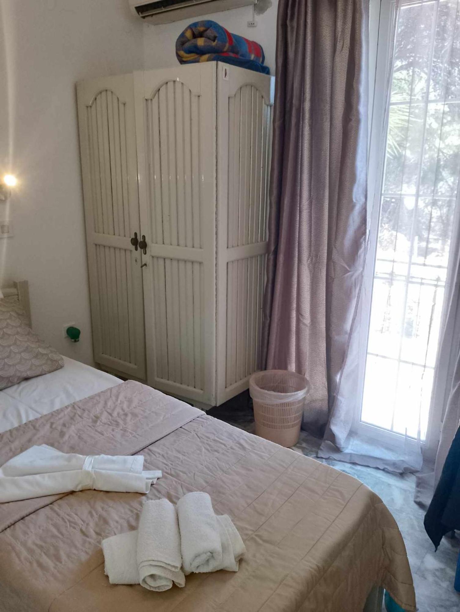 Cleios Rooms And Studios, Kalymnos 85200 Panormos  Экстерьер фото